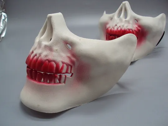 Карнавальная маска скелет Хэллоуин Гелоувин Хелловин лот 2 шт №18215МЯ З аукціону