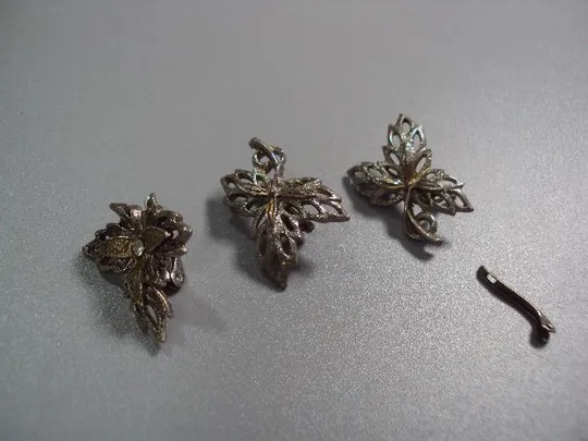 Бижутерия серьги листья листочки запчасти б/у лот №11187 Ціна