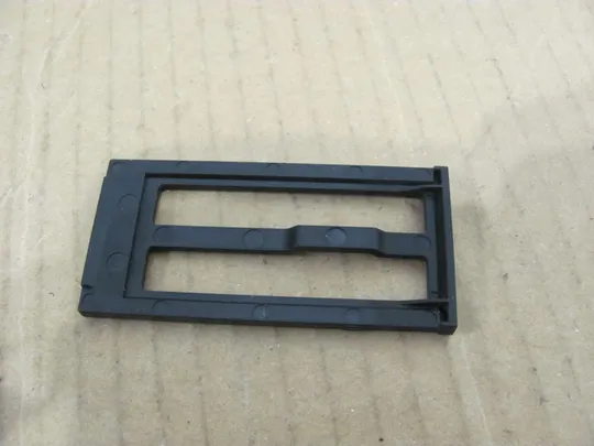 номер0326-37 заглушка для SAMSUNG NP600 NP600B5B4 NP400B оригінал Де купити