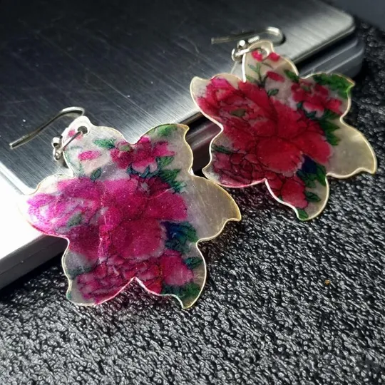 Сережки у вінтажному стилі З аукціону