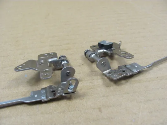 831-36 кріплення матриці з петлями  для  TOSHIBA TECRA A50 A50-C R50-C C50-C  оригінал Де купити