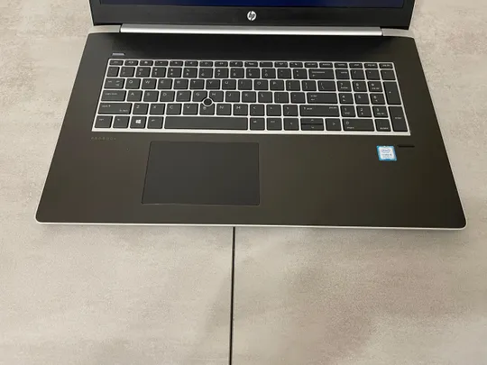 Ноутбук HP ProBook 470 G5, 17,3 HD+, i5-8250U, 8GB, 256GB SSD+500GB, GeForce 2GB Продаж