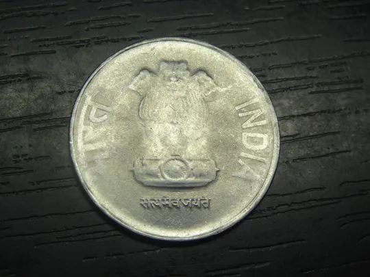 Купити 2 рупії 2016 Індія (крапка)