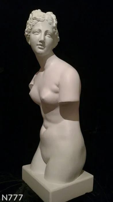 Купити Скульптура гіпсова Афродіта