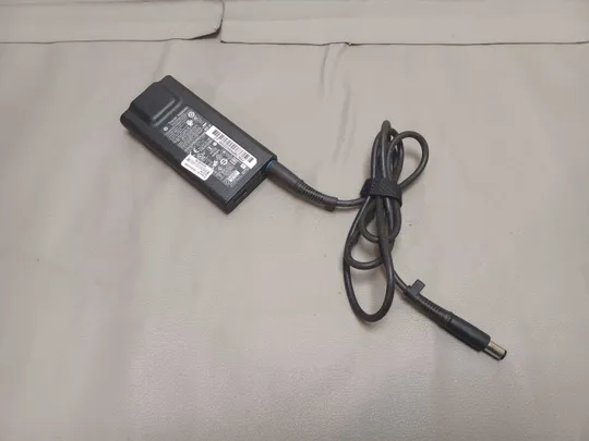 0940 адаптер живлення  HP HSTNN-DA14 19.5V 3.33A 65W  НІМЕЧЧИНА Ціна