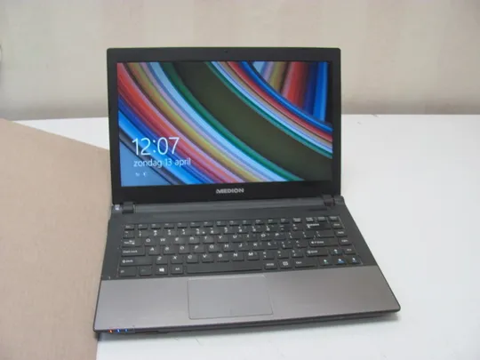 3960 MEDION AKOYA S4216 I3-3217U 4GB 1TB НІМЕЧЧИНА Ціна