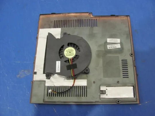 №154-2 сервісна кришка Terra Mobile 6-42-M770S-102 для DNS 123953 M771CUH оригінал З аукціону