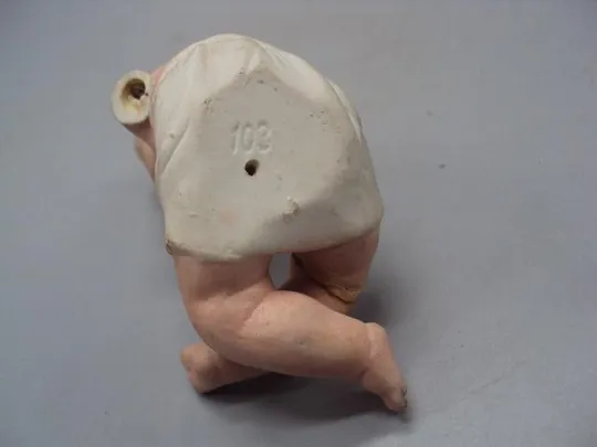 Фигура фарфор статуэтка Городница пупс ребенок маленький мальчик пупсик 10 см под реставрацию №14192 Продаж