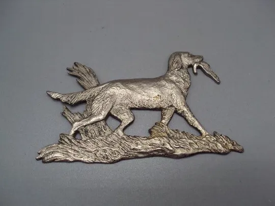 Декоративная накладка охота собака с уткой птицей в зубах металл размер 10 х 6 см (№1790) №13546 З аукціону