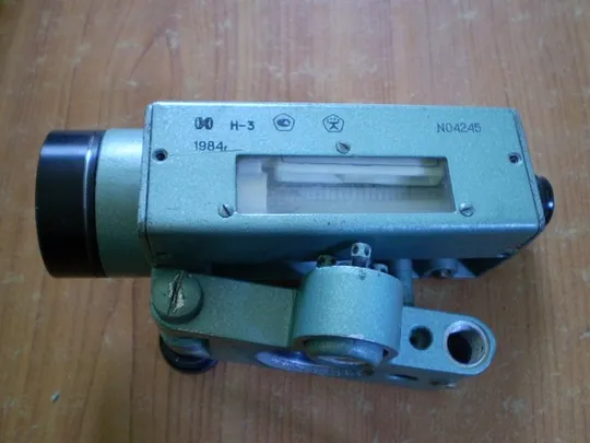 Геодезичний прилад нiвелiр Н-3 .Запчастини. Недорого