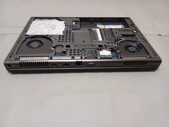 1044 DELL PRECISION M4700 core i7  НІМЕЧЧИНА Характеристики