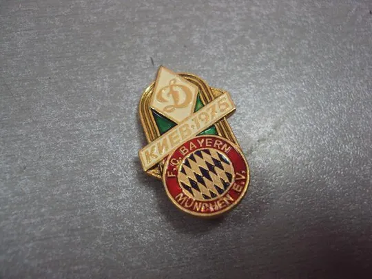 знак динамо киев бавария мюнхен 1975 1977 лот 3 шт №12453 Продаж