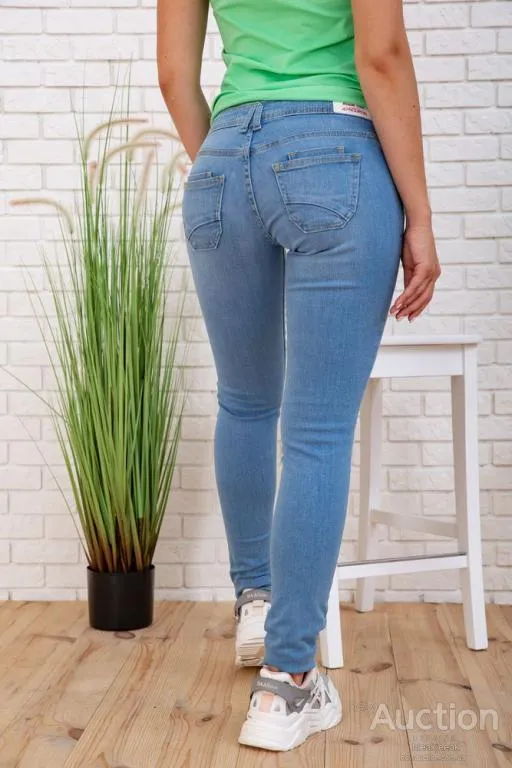 Джинсы женские, Скинни со средней посадкой, цвет Голубой, 167R604 Продаж