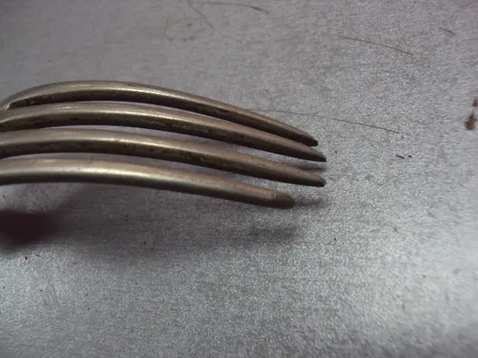 Вилка белый металл 21,5 см №11279 Де купити