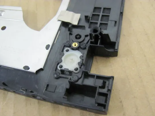 380-4 Кришка панель палмрест та тачпад AM0Y0000600 для Lenovo IdeaPad G500, G505, G510, G590 оригінал Характеристики