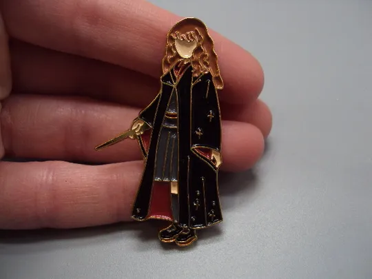 Значок пін Гаррі Поттер Гермиона Грейнджер Harry Potter знак брошка №18504 З аукціону