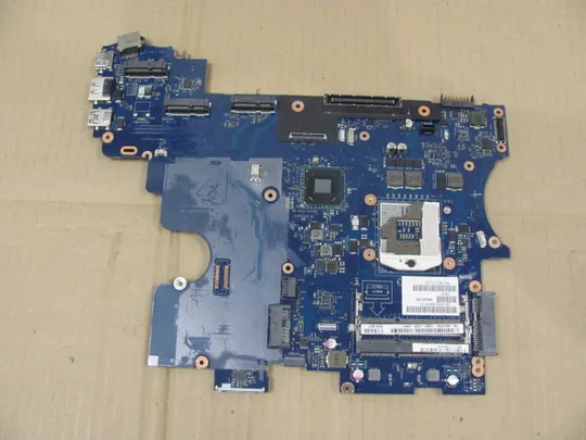 705-6 материнська плата QALA0 LA-7761P для  Dell Latitude E6530  оригінал Ціна