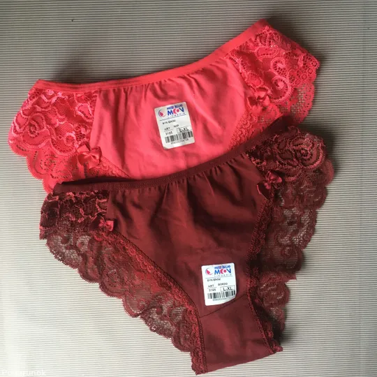 Трусики бразиліани (комплект 2 шт) з бавовни і мережива Miss blue moon рожевий/бордо розмір S Ціна