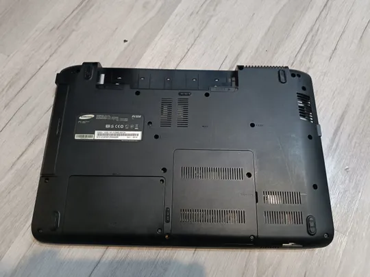 Корпус для ноутбука Samsung RV508  весь в зборі Продаж