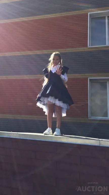 Сарафан для дівчинки колір темно синій Продаж