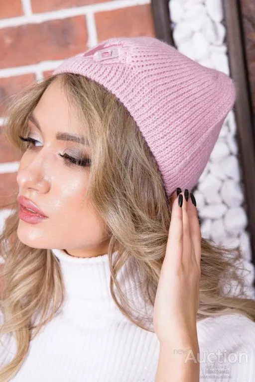 Купити Женская шапка, розового цвета, с декором, 167R7788