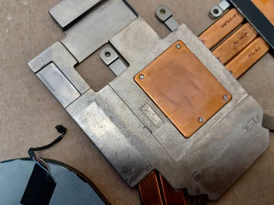 номер1058-17 система охолодження 0MTCH7 AT1Q7002SS0  для Dell Alienware 13 R3 Охолоджувальна система Кулери та системи охолодження Охолодження материнської плати cooling system Кулер Охолоджувальний блок оригінал Недорого