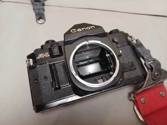 0407 дзеркальна камера Canon A-1  НІМЕЧЧИНА Інтернет-аукціон