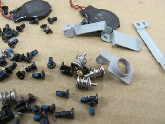 номер0200-3 комплектуюче гвинти для DELL E6520 оригінал Де купити