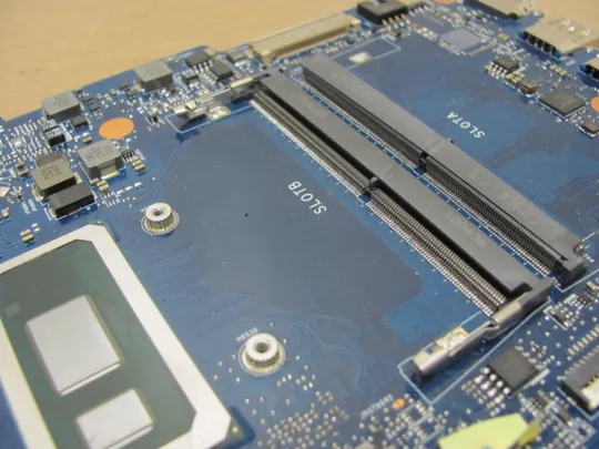 номер0946-26 материнська плата Mainboard Материнка Основна плата Системна плата Плата системи Laptop motherboard мамка ноутбучна плата 69N18DMA6B01 SRESL  Pentium 5405U  для MEDION AKOYA E17201 S17402 P17603 оригінал Інтернет-аукціон