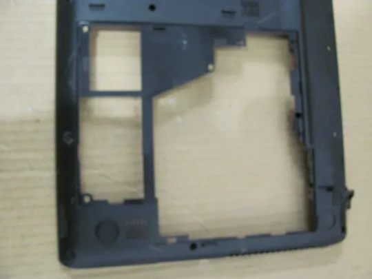 486-1 Кришка дно піддон корпуса 13N0-ZKA0501 для MEDION P6816 E6228 оригінал Інтернет-аукціон