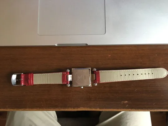 Часы женские AVON новые З аукціону