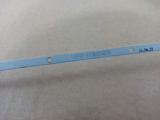 Купити №330-6 кріплення з петлями 13N0-YHM0201 для MEDION X6816 X6815 оригінал