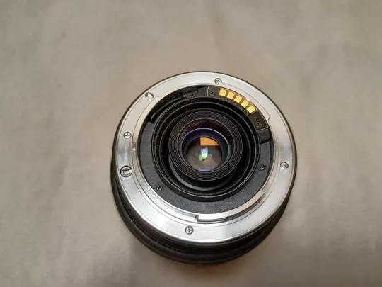 0565 об&#039;єктив  Sigma UC Zoom 70-210mm 1:4-5.6.  НІМЕЧЧИНА З аукціону