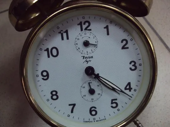 Часы будильник с колокольчиками Insa Луч Беларусь высота 16 см, диаметр 9,5 см Рабочие №11135 З аукціону