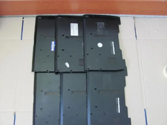 №49-19 Сервісна кришка 0P901C для ноутбука Dell Latitude E6500 оригінал Ціна