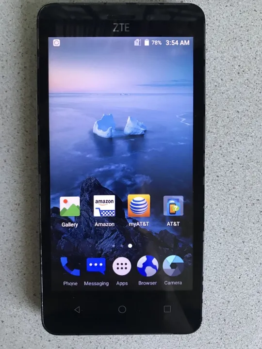 Смартфон ZTE Z831 Ціна