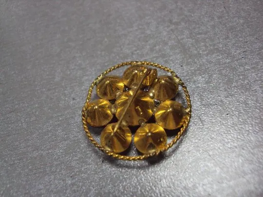 Бижутерия брошка брошь цветок цветочек круглая диаметр 2,2 см №11879 Продаж