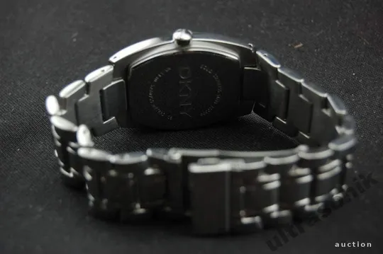 дизайнерские часы DKNY wr50м. #NY-1130 черный З аукціону