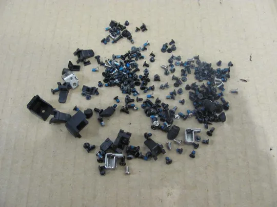 номер0033-8 комплектуюче гвинти для HP EliteBook 8560P 8570P оригінал з декількох ноутів! Ціна