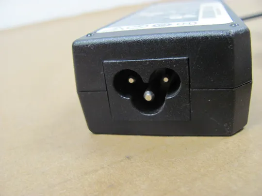 Блок живлення Lenovo 42t4424 42t4425 20V, 4.5A 90W, 7.9x5.5mm Продаж