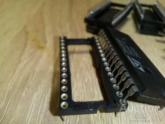 Прецизионные панельки для микросхем DIP 28-W-M (цанговая)лот 1шт. Де купити