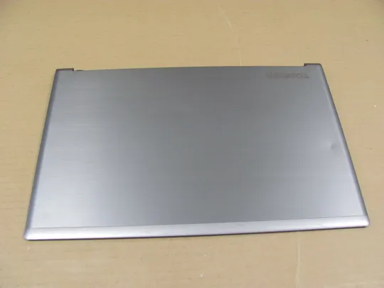 831-40 кришка матриці GM903962311A   для  TOSHIBA TECRA A50 A50-C  Z50-C  оригінал Ціна