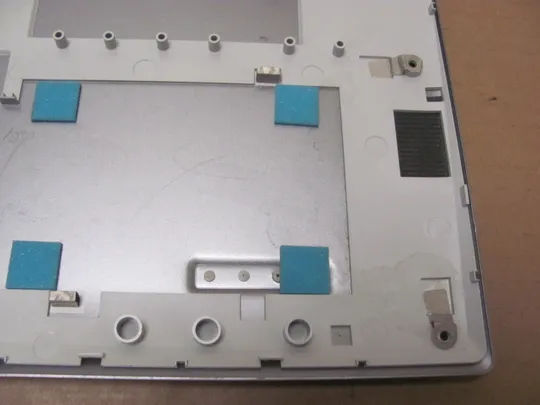 номер0946-22 Кришка дно піддон корпуса Нижний корпус низ 13N1-8DA03010 для MEDION AKOYA E17201 S17402 P17603 оригінал Торговий майданчик