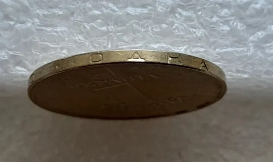 (4854) 1 гривня 2010 царапина штемпеля на аверсі (1 гривна 2010 брак) Де купити