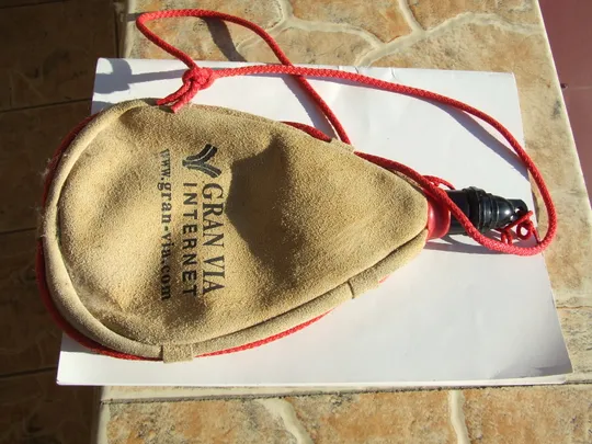 Купити Замшевий бурдюк- фляга для води вина і т.п. 1 літр.