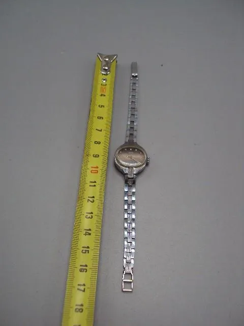 Купити Женские наручные часы Заря 17 камней ссср с браслетом не на ходу длина 17 см №14659