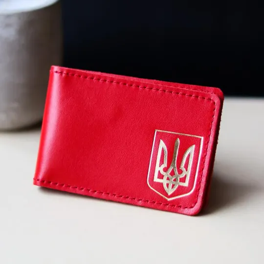 Обкладинка для ID-паспорта "Герб України" , червона, з позолотою З аукціону