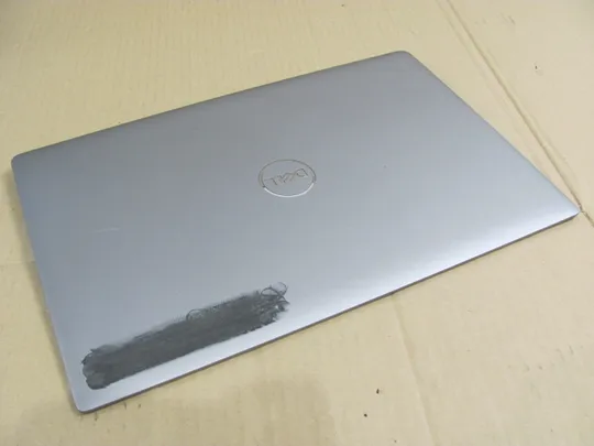 728-7 кришка матриці 094D8X  для  DELL latitude 5520 Precision 3560 оригінал На торгах