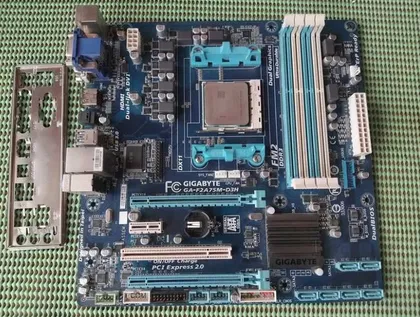 фото, Gigabyte GA-F2A75M-D3H (FM2) + AMD A10-5800 ( 4 core )