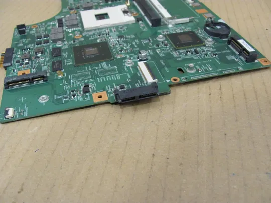 66-6 материнська плата 48.4UY05.011 для MEDION P6640 E6232 оригінал Де купити